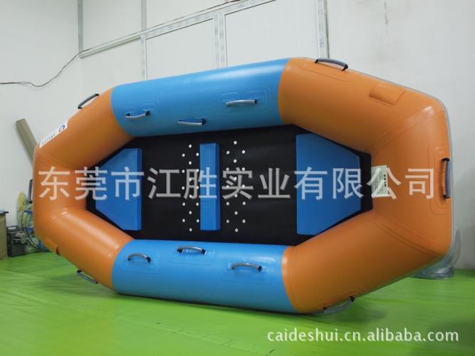 工厂大量供应各式漂流船
